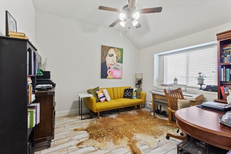 Photo 21 of 25 - 915 Birchwood Dr, Wylie, TX 75098