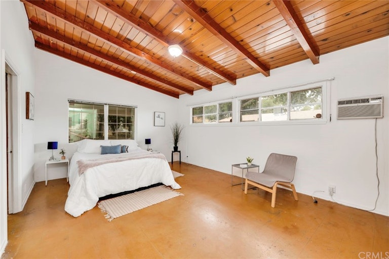 Photo 12 of 47 - 7814 McGroarty St, Sunland, CA 91040