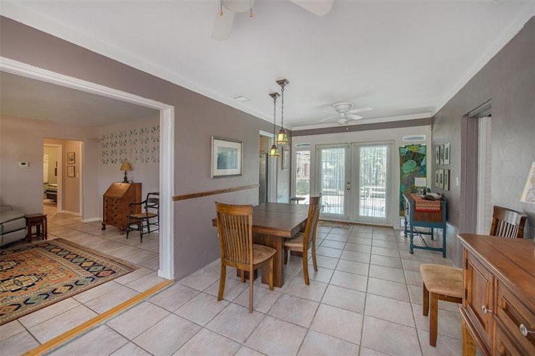 Photo 6 of 50 - 2843 57th St S, Gulfport, FL 33707