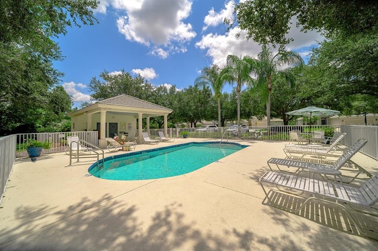 Photo 34 of 55 - 12143 Maple Ridge Dr, Parrish, FL 34219