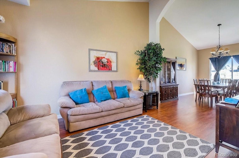 Photo 7 of 30 - 5875 S Quatar Cir, Centennial, CO 80015