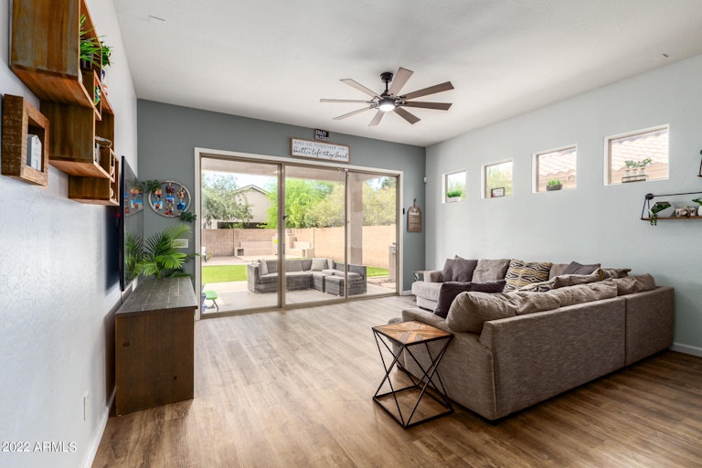 Photo 12 of 45 - 43292 W Oakland Ct, Maricopa, AZ 85138