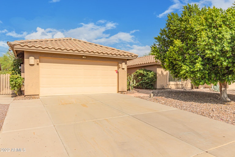 Photo 3 of 41 - 5691 S Palo Blanco Dr, Gold Canyon, AZ 85118
