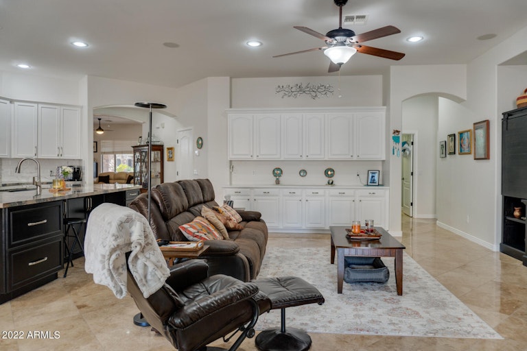 Photo 9 of 17 - 2242 W Blaylock Dr, Phoenix, AZ 85085