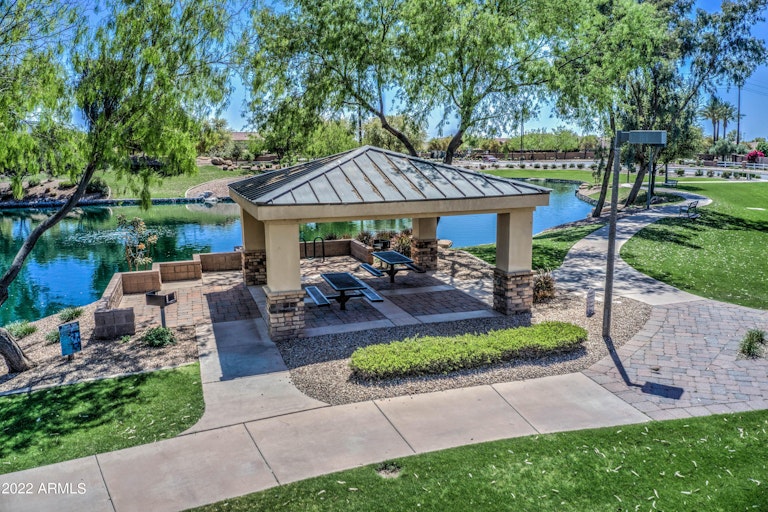 Photo 26 of 29 - 2595 E Carob Dr, Gilbert, AZ 85298