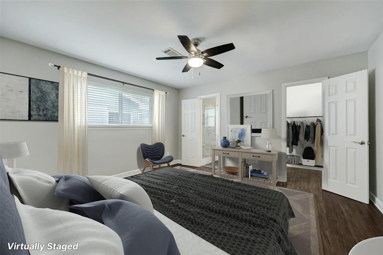 Photo 16 of 21 - 9619 Windswept Ln, Houston, TX 77063