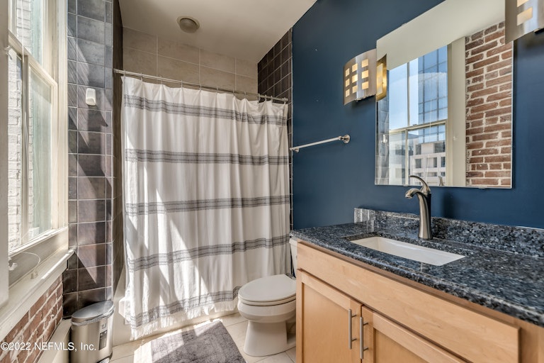 Photo 5 of 22 - 301 E Bay St #301, Jacksonville, FL 32202