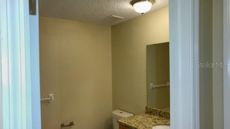Photo 18 of 25 - 765 Amhurst Dr, Orange City, FL 32763