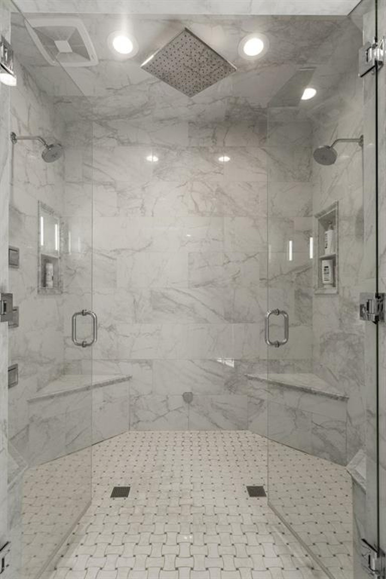 Photo 30 of 77 - 4268 Woodland Brook Dr SE, Atlanta, GA 30339