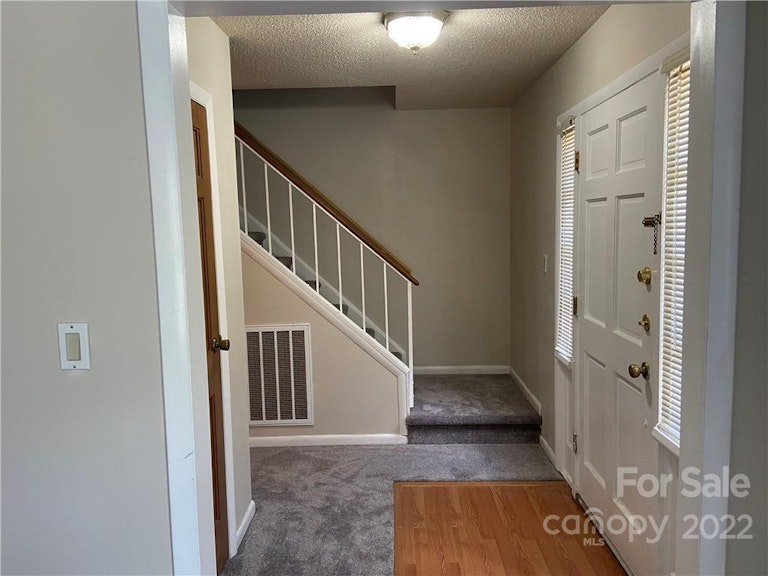 Photo 5 of 22 - 1901 Fern Forest Dr, Gastonia, NC 28054