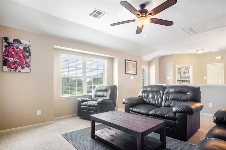 Photo 19 of 24 - 2018 Cadbury Castle Ln, Fresno, TX 77545