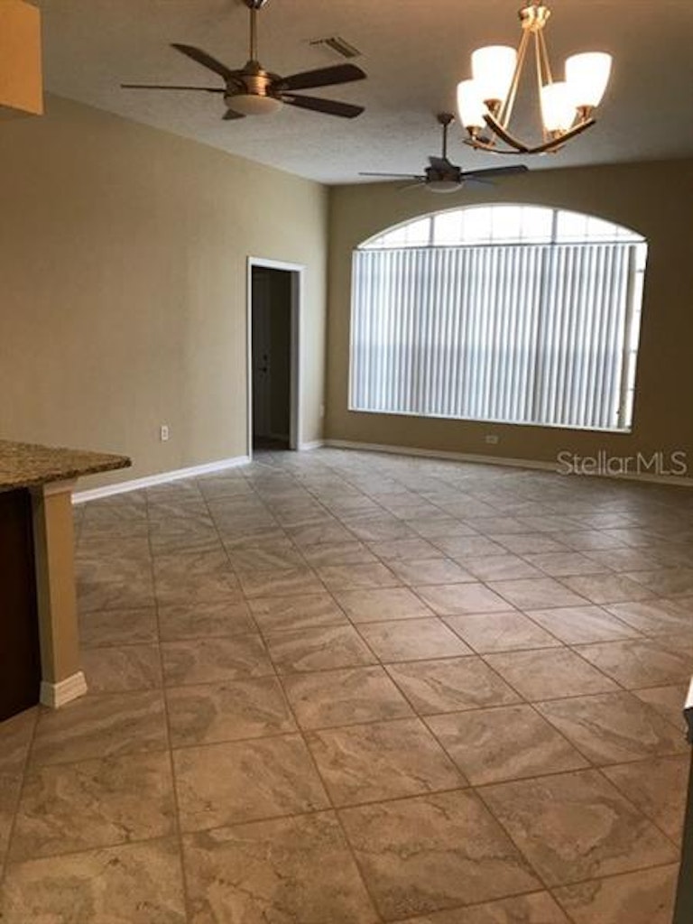 Photo 13 of 25 - 10023 Maybrook Ct, New Port Richey, FL 34654