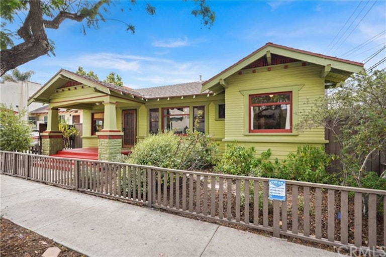 Photo 1 of 42 - 526 E 8th St, Long Beach, CA 90813