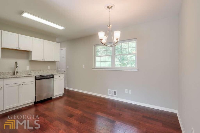 Photo 7 of 38 - 4309 Tradition Ter, Austell, GA 30106