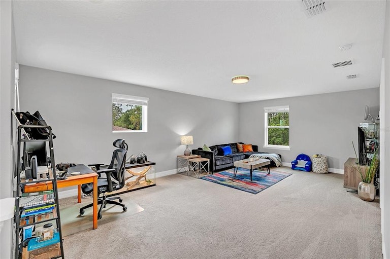 Photo 17 of 31 - 2048 Napoli Dr, Saint Cloud, FL 34771
