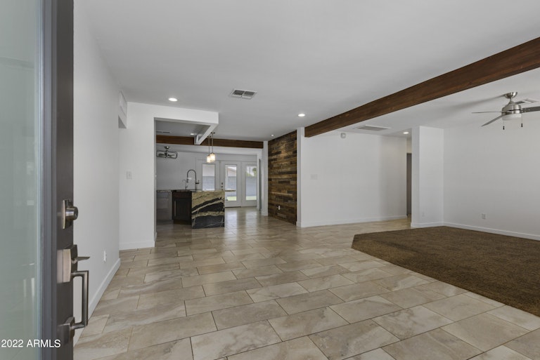 Photo 3 of 38 - 4401 E Montecito Ave, Phoenix, AZ 85018