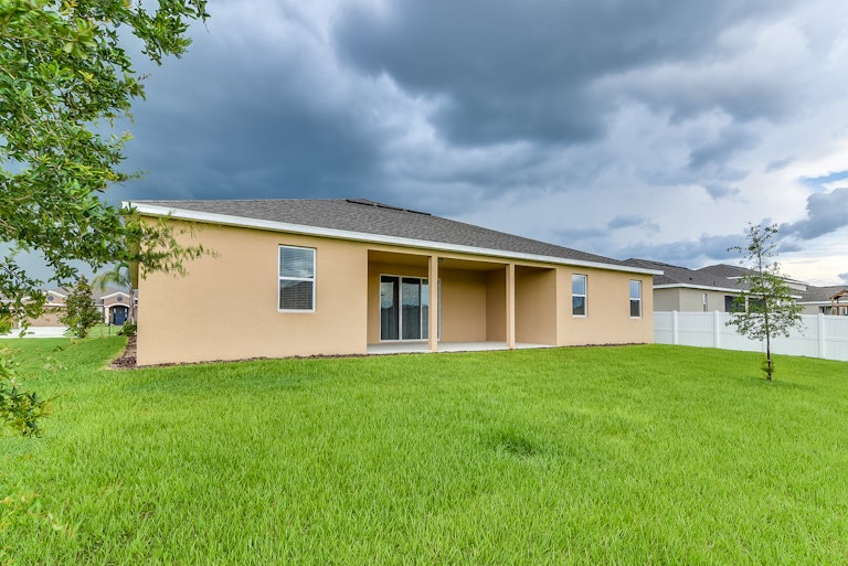 Photo 5 of 35 - 1219 Degraw Dr, Apopka, FL 32712