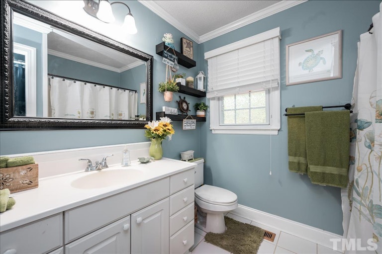 Photo 13 of 40 - 13041 Norwood Rd, Raleigh, NC 27613