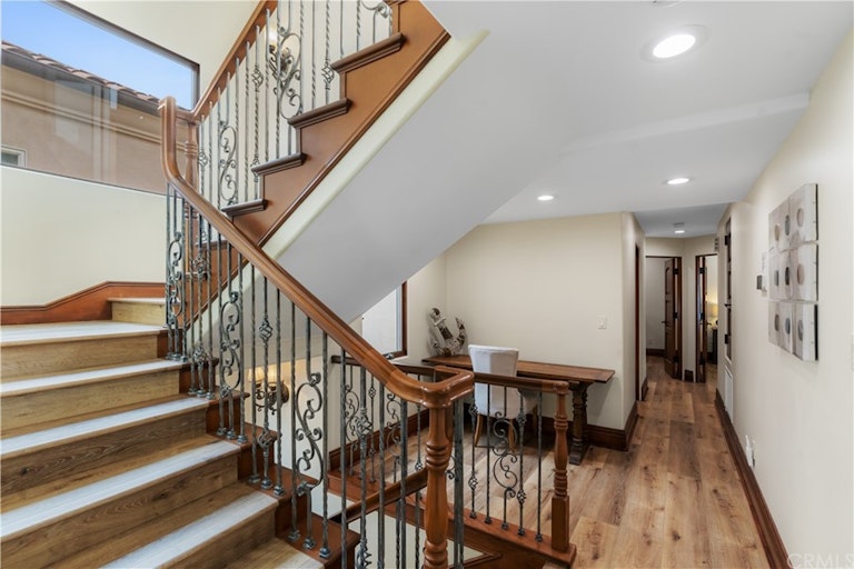 Photo 18 of 28 - 133 Agate Ave, Newport Beach, CA 92662
