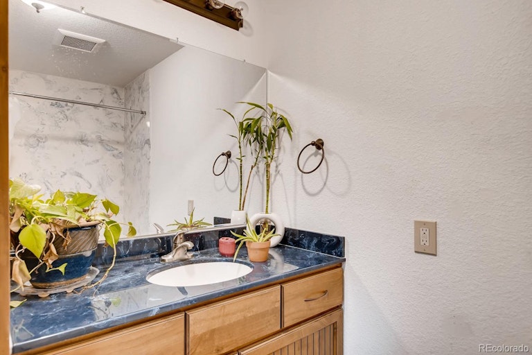 Photo 31 of 38 - 6233 Lake Gulch Rd, Castle Rock, CO 80104