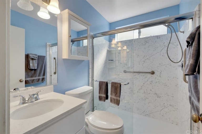 Photo 14 of 27 - 29292 Edgewood Rd, San Juan Capistrano, CA 92675