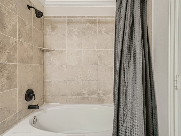 Photo 19 of 28 - 604 Mourning Dove Ln, Leander, TX 78641