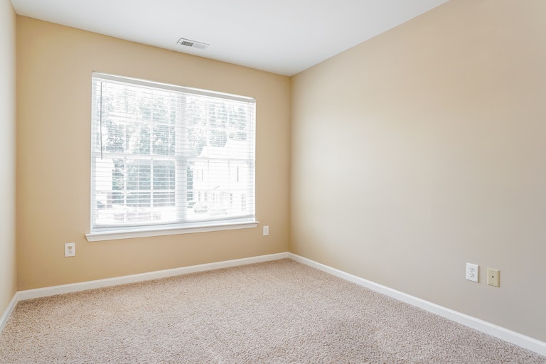 Photo 20 of 25 - 1810 Eagle Beach Ct, Raleigh, NC 27610