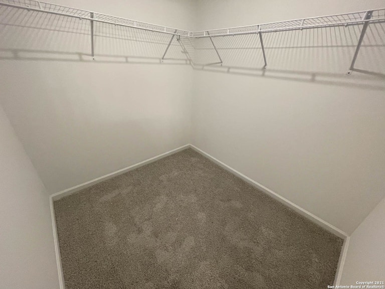 Photo 33 of 36 - 430 Pleasanton Way, San Antonio, TX 78221