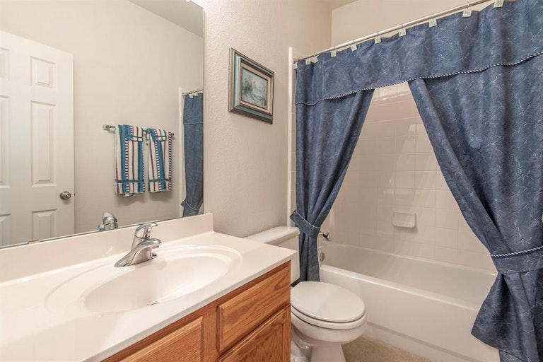 Photo 19 of 24 - 505 Hilltop Dr, Anna, TX 75409
