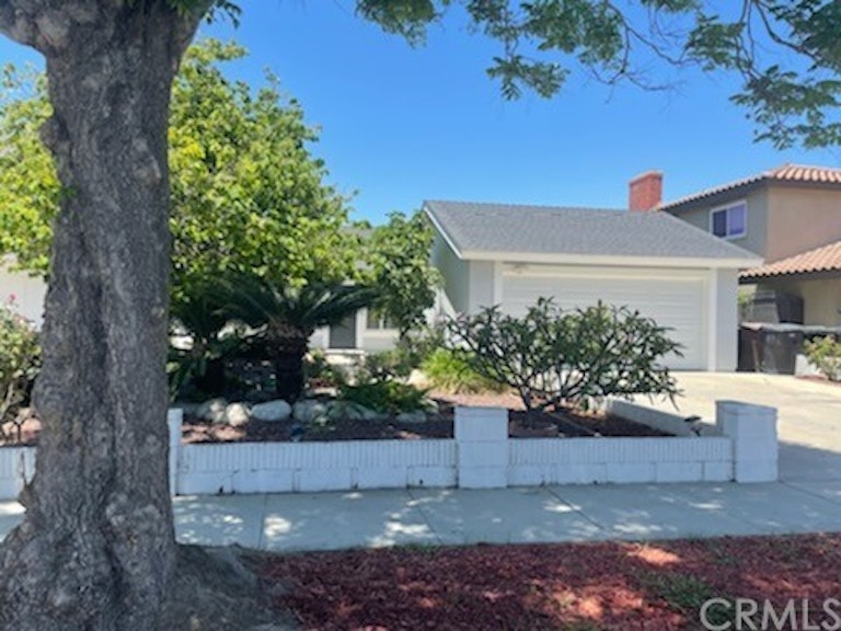 Photo 4 of 20 - 1579 W Tedmar Ave, Anaheim, CA 92802