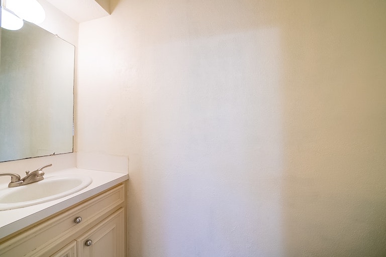 Photo 22 of 37 - 5522 Lone Cedar Dr, Kingwood, TX 77345