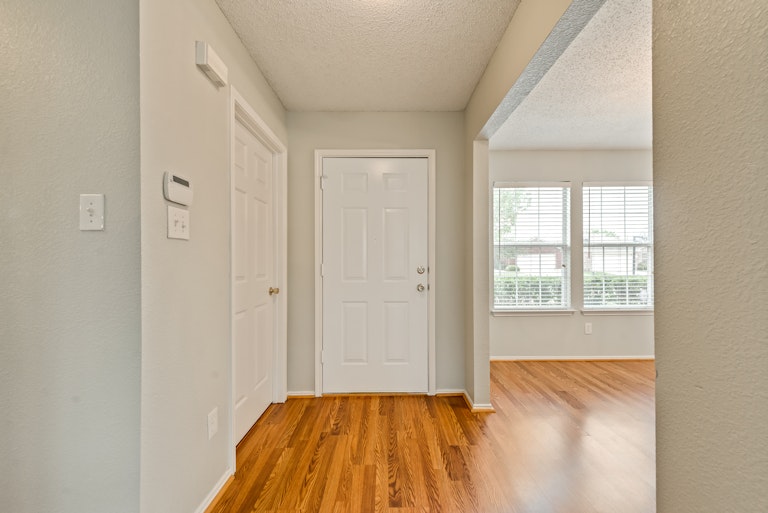 Photo 15 of 27 - 1018 Halifax Ln, Forney, TX 75126