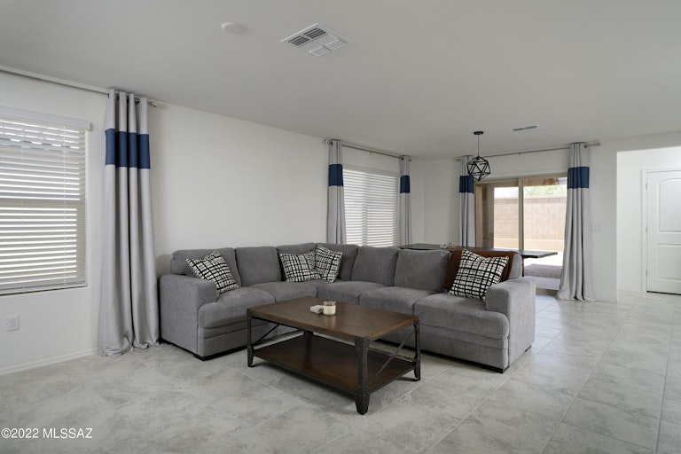 Photo 4 of 17 - 884 W Calle Sucre, Sahuarita, AZ 85629