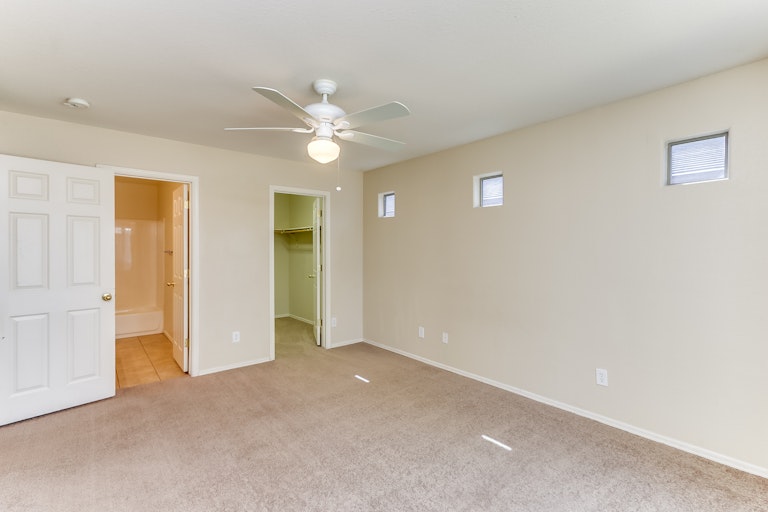 Photo 19 of 31 - 17442 W Boca Raton Rd, Surprise, AZ 85388