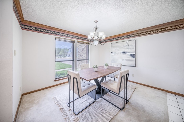 Photo 7 of 37 - 1501 Wilson Heights Dr, Austin, TX 78746