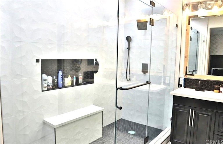 Photo 15 of 36 - 7828 Basset Ct, Eastvale, CA 92880