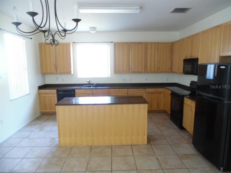 Photo 6 of 10 - 418 Elderberry Dr, Davenport, FL 33897