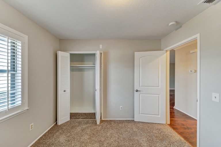Photo 20 of 24 - 3203 Point East Dr, Mesquite, TX 75150