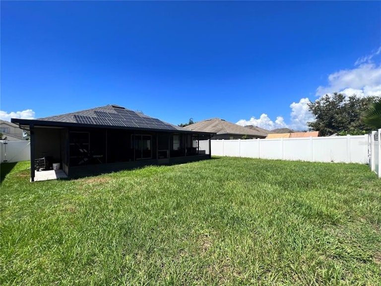 Photo 27 of 28 - 8438 Carriage Pointe Dr, Gibsonton, FL 33534