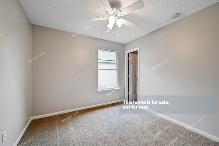 Photo 27 of 33 - 1088 Beckingham Dr, Saint Augustine, FL 32092