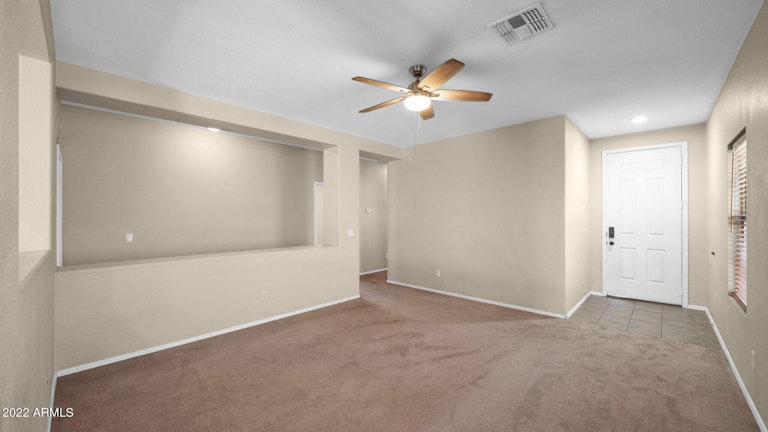 Photo 8 of 23 - 9513 W Monte Vista Rd, Phoenix, AZ 85037