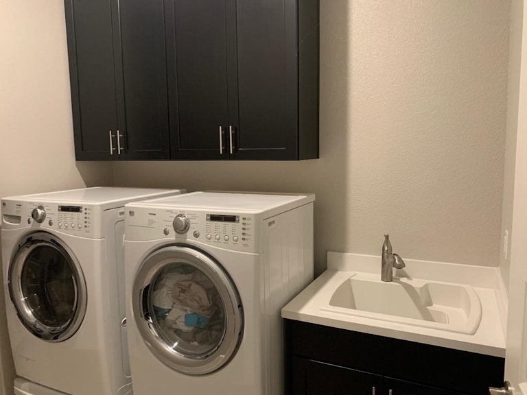 Photo 17 of 42 - 4489 Ligurian Sea Ln, Sacramento, CA 95834