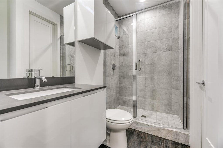 Photo 14 of 27 - 1234 Hyde Ct, Dallas, TX 75215