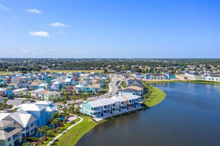 Photo 33 of 34 - 8117 SE Surf St #8117, Kissimmee, FL 34747