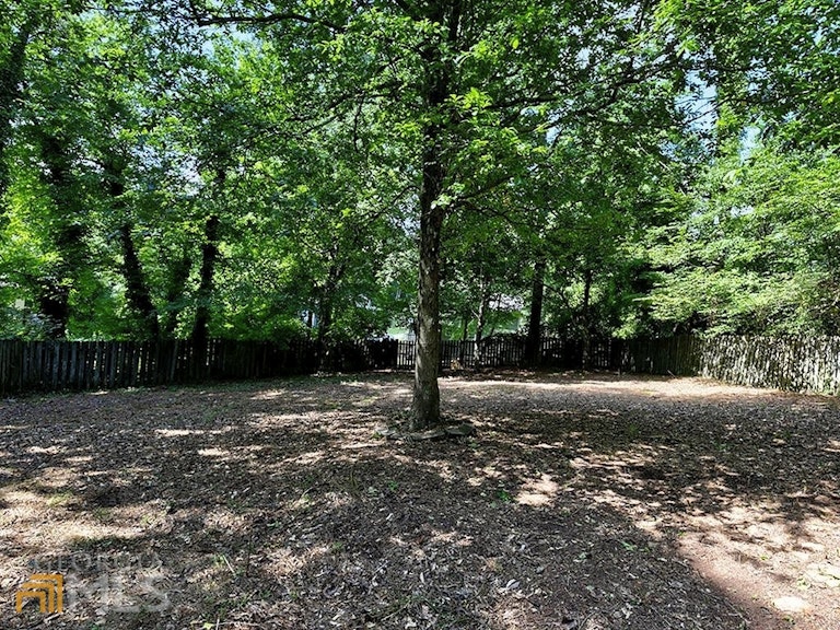 Photo 33 of 34 - 1203 Ridgeside Dr NW, Acworth, GA 30102