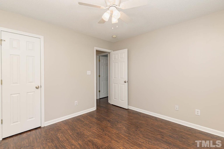 Photo 21 of 32 - 155 Duck Pond Ln, Clayton, NC 27520