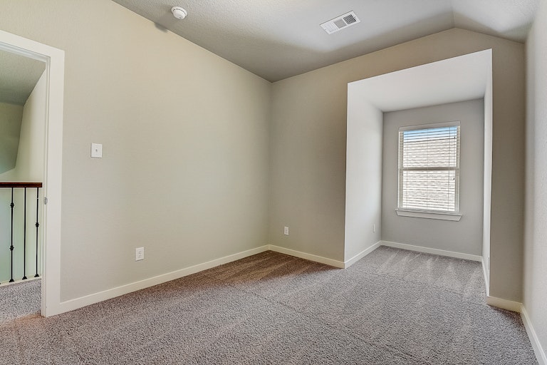 Photo 19 of 42 - 1316 Carlsbad Dr, Forney, TX 75126