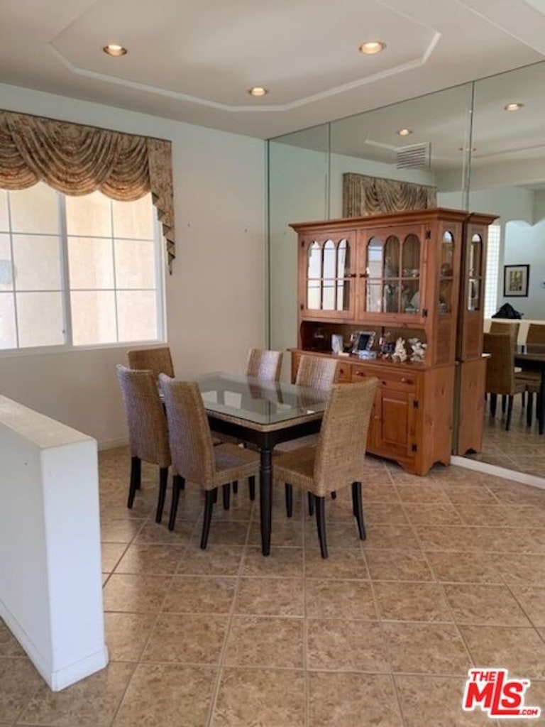 Photo 16 of 54 - 4907 Singing Hills Dr, Banning, CA 92220