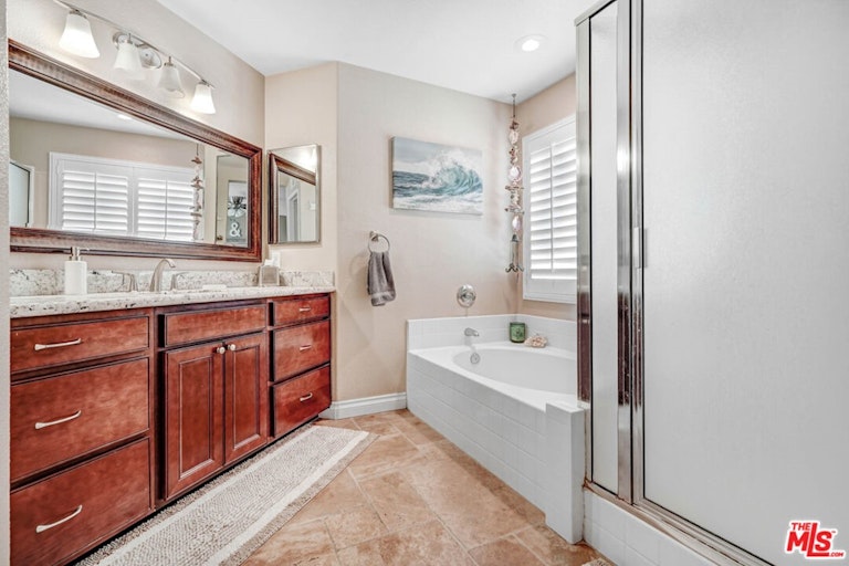 Photo 15 of 22 - 6635 Amersham Pl, Rancho Cucamonga, CA 91739