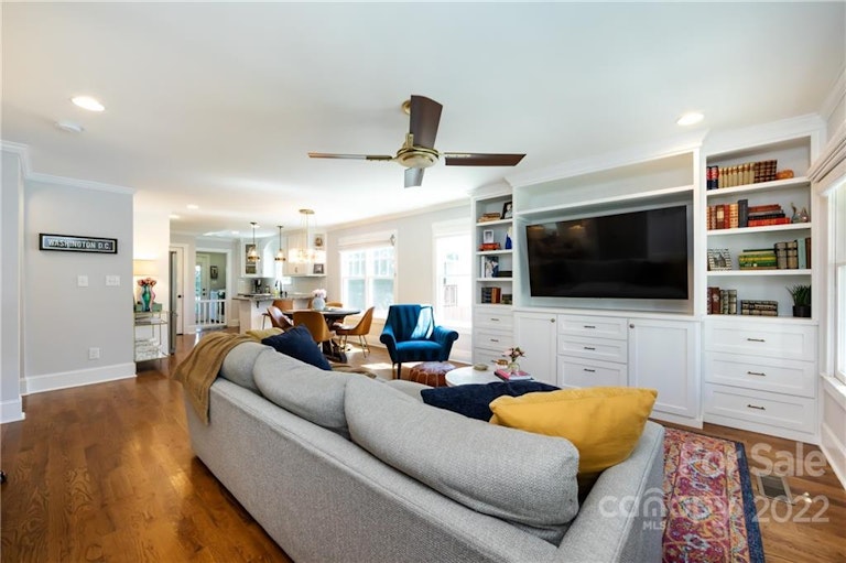 Photo 8 of 39 - 1556 Merriman Ave, Charlotte, NC 28203